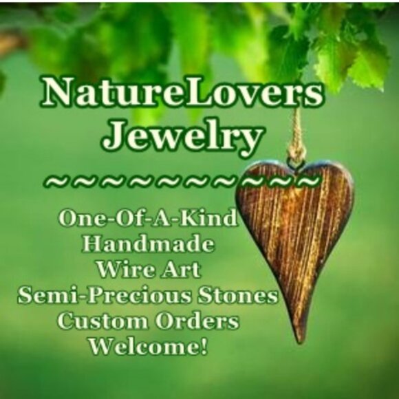 Green & White Patina Painted Leaf Dangle Earrings! Garden +Plant Themed Earrings - Picture 6 of 6